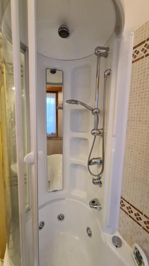 Luxury Apartment 파불로넬프리그나노 외부 사진